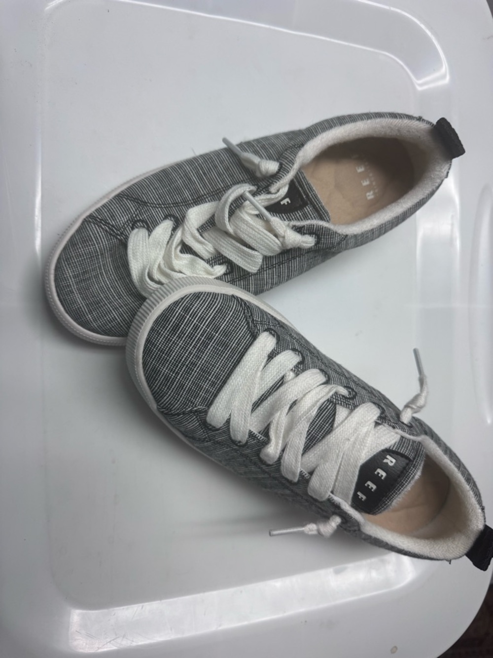 Reef Gray and White Low-Top Sneakers